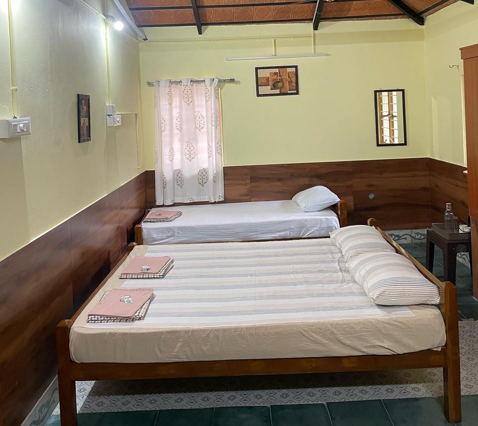 Aliyar nature resort
